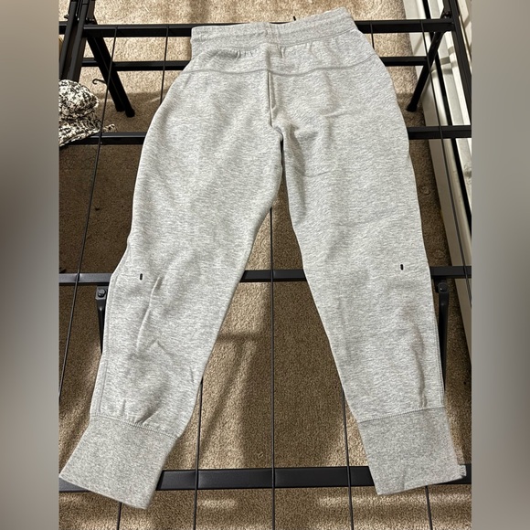 Youth Large Nike Tech Fleece light Gray Joggers with Black Accents - Picture 6 of 7